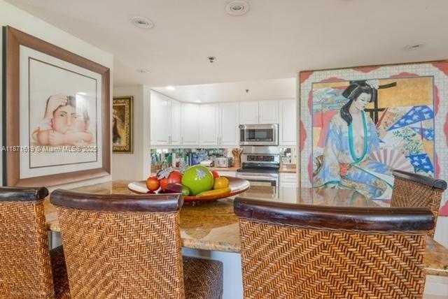 Small Image of 1400 SALZEDO ST #305, Coral Gables Number 7