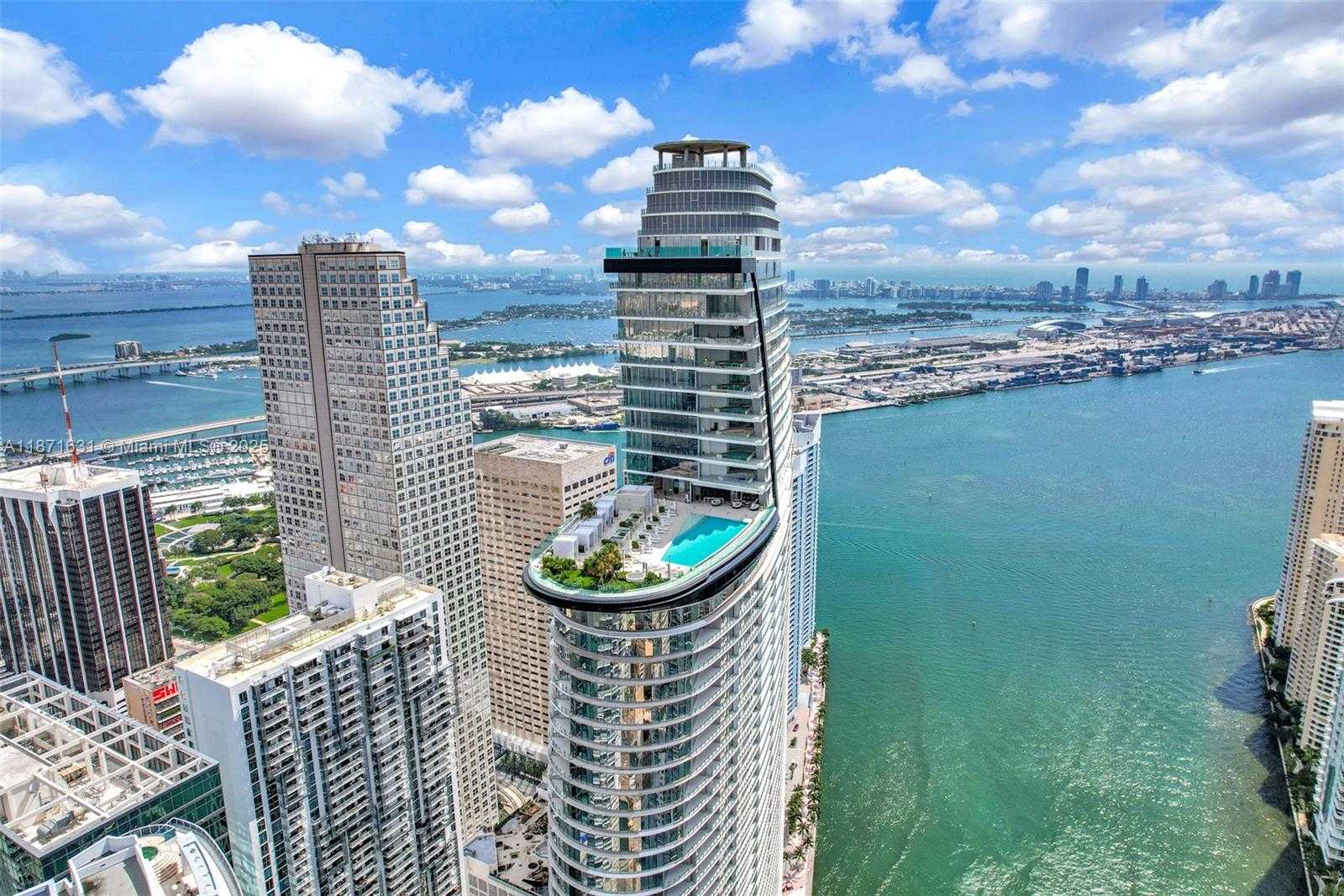Small Image of 300 BISCAYNE BLVD WAY #506E, Miami Number 14