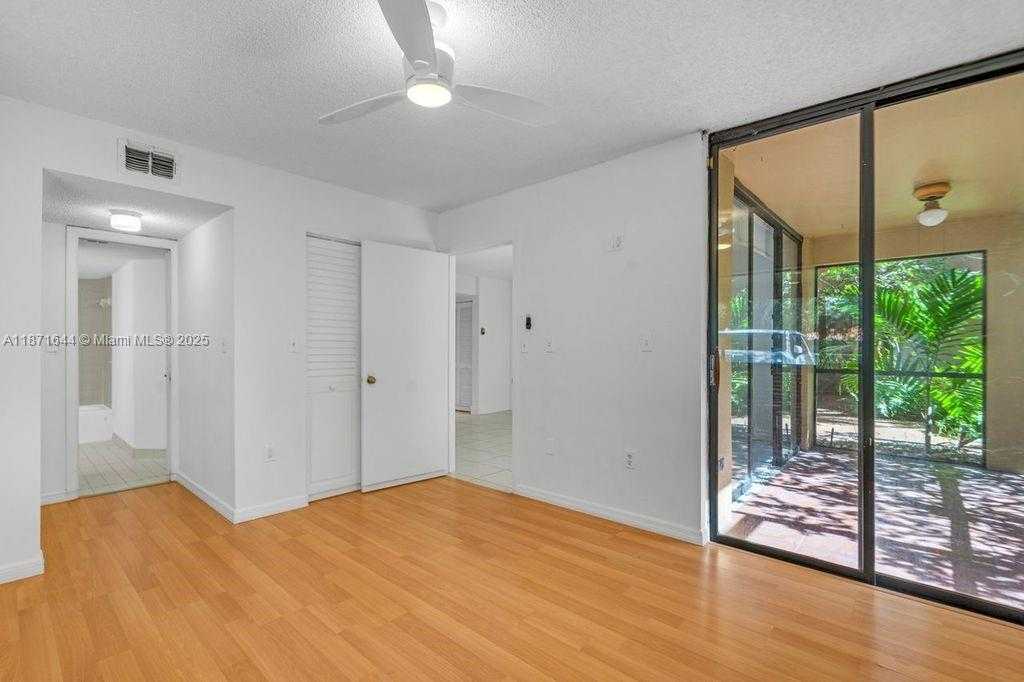 Small Image of 15495 NORTH MIAMI LAKEWAY N #101-4, Miami Lakes Number 13