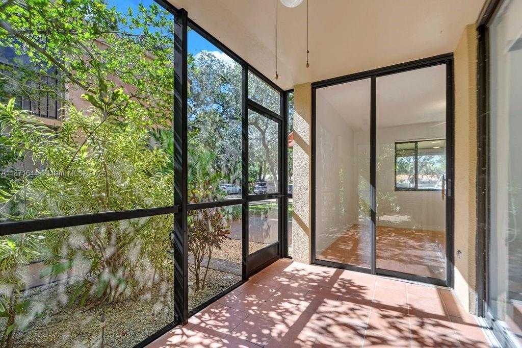 Small Image of 15495 NORTH MIAMI LAKEWAY N #101-4, Miami Lakes Number 19