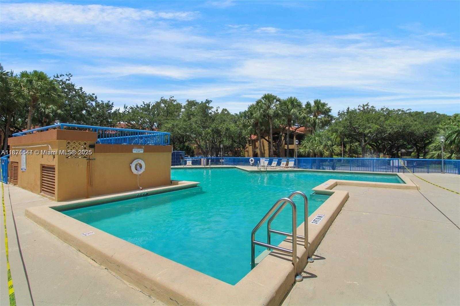 Small Image of 15495 NORTH MIAMI LAKEWAY N #101-4, Miami Lakes Number 20