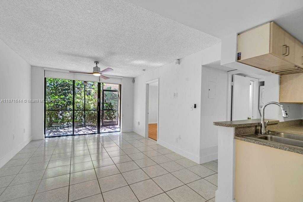 Small Image of 15495 NORTH MIAMI LAKEWAY N #101-4, Miami Lakes Number 6