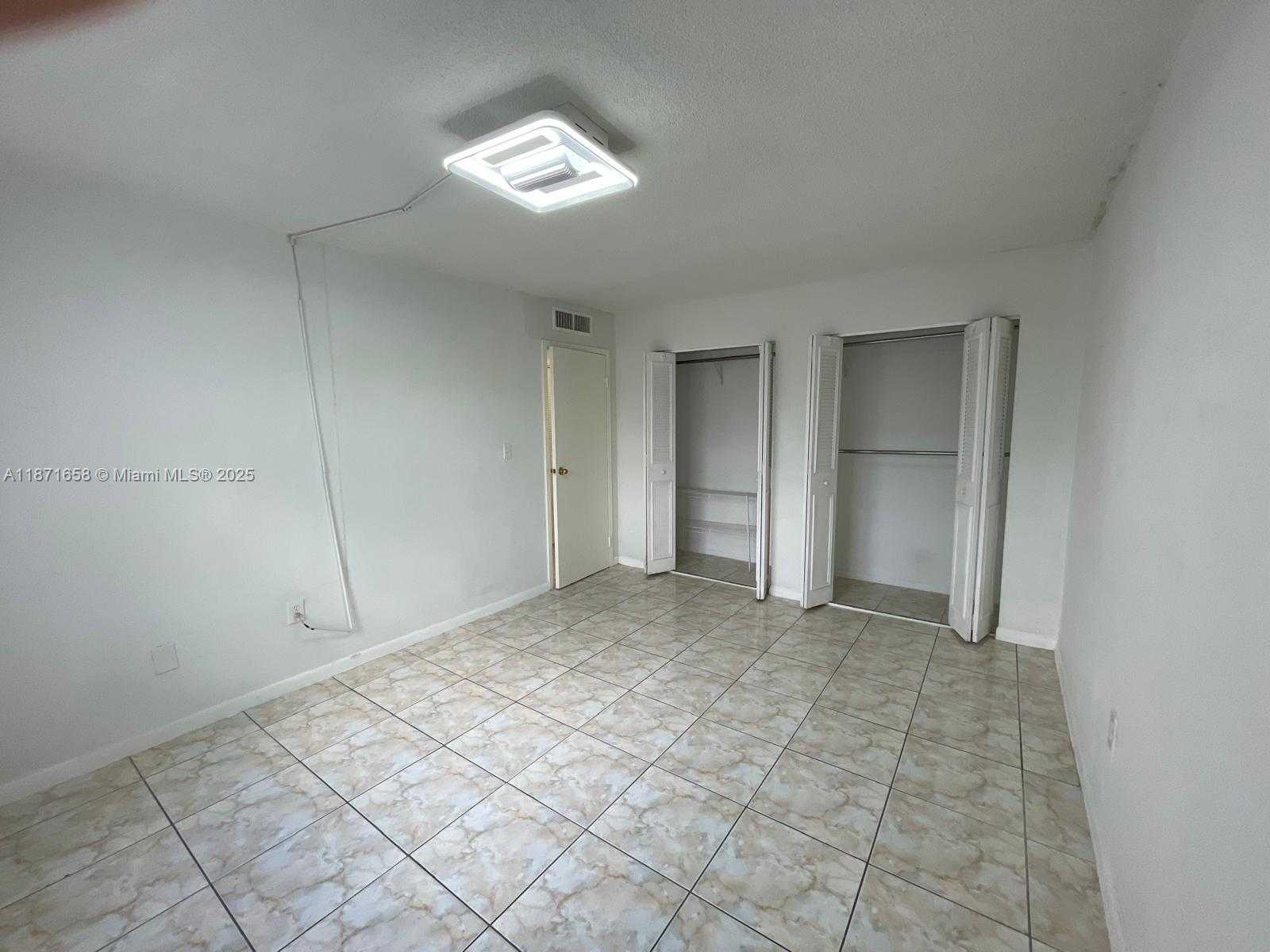 Small Image of 1335 WEST 68TH ST #106, Hialeah Number 11