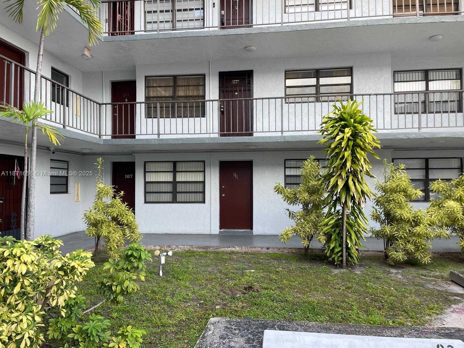 Small Image of 1335 WEST 68TH ST #106, Hialeah Number 18