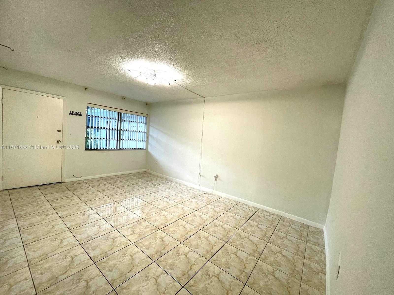 Small Image of 1335 WEST 68TH ST #106, Hialeah Number 6