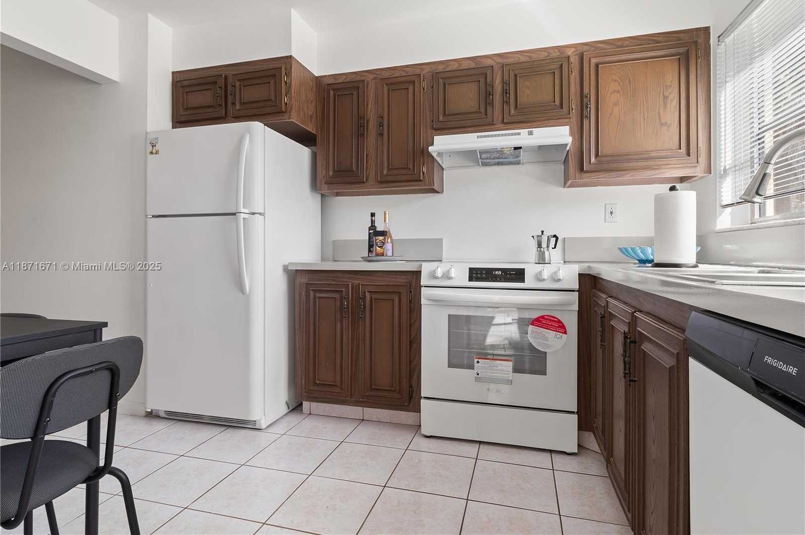 Small Image of 4047 NORTH WEST 16TH ST #305, Lauderhill Number 5