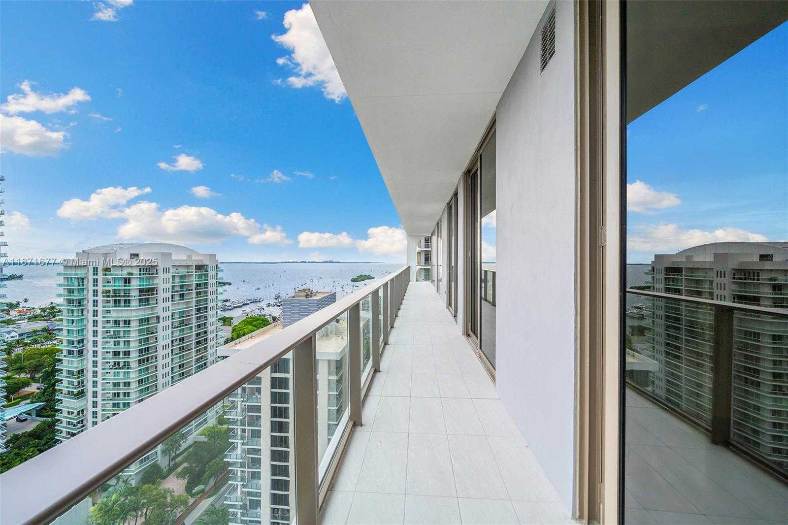 Small Image of 2678 TIGERTAIL AVE #2006, Coconut Grove Number 42