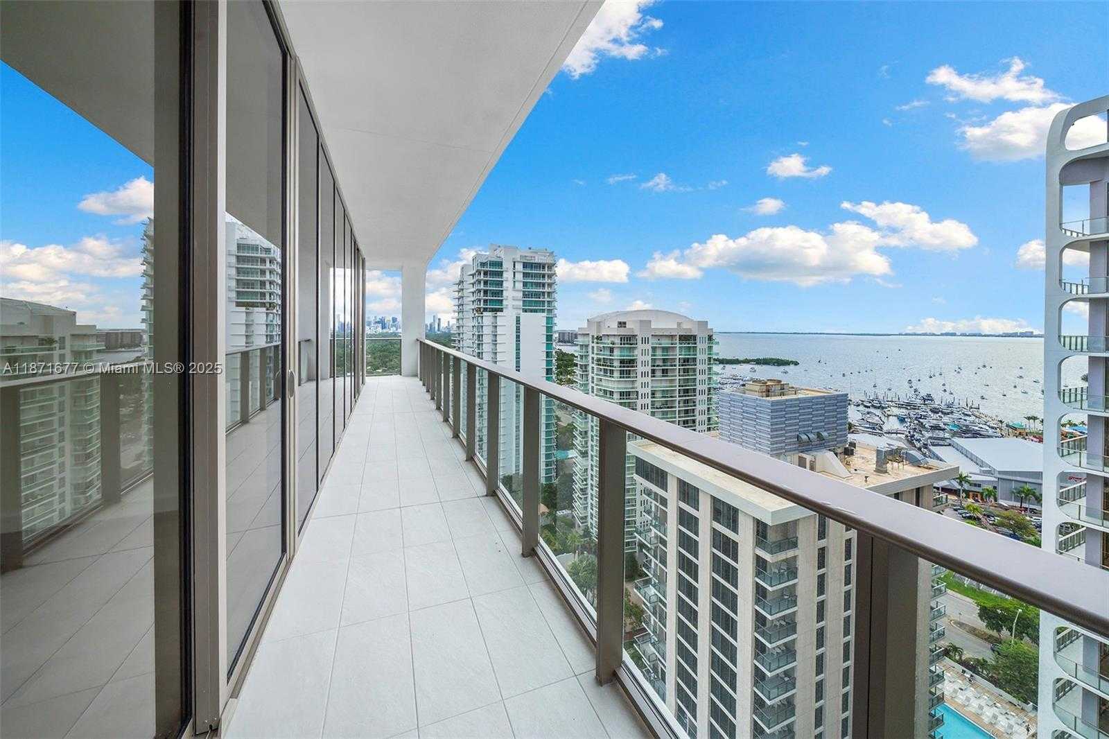 Small Image of 2678 TIGERTAIL AVE #2006, Coconut Grove Number 47