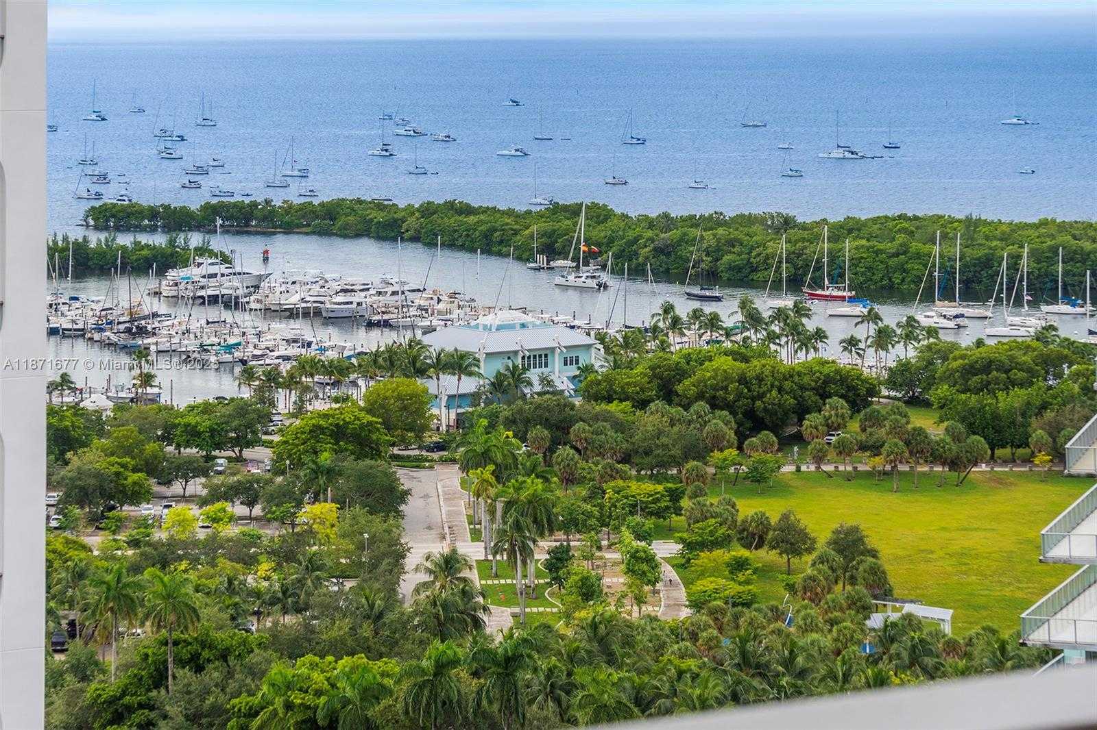 Small Image of 2678 TIGERTAIL AVE #2006, Coconut Grove Number 49