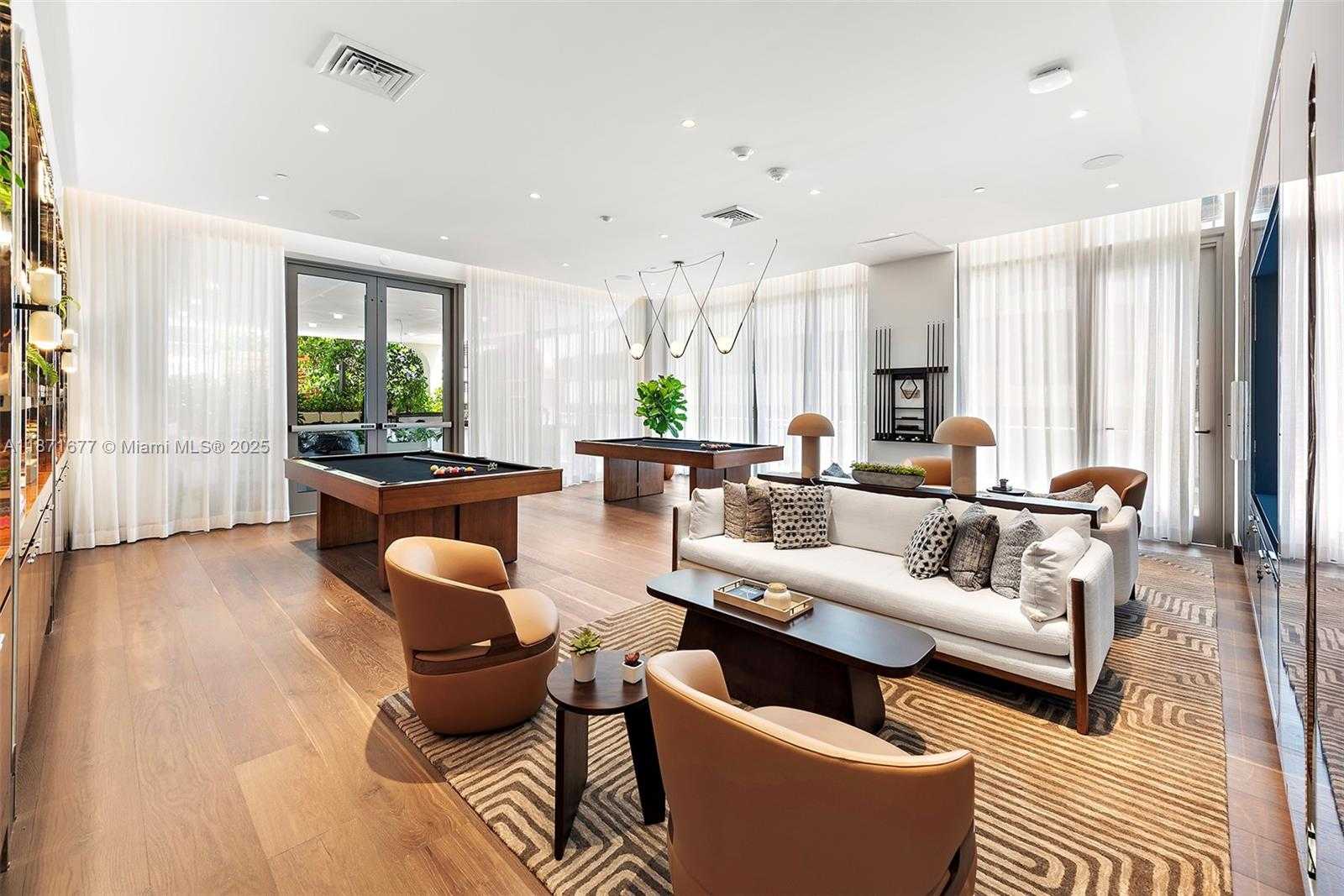 Small Image of 2678 TIGERTAIL AVE #2006, Coconut Grove Number 58
