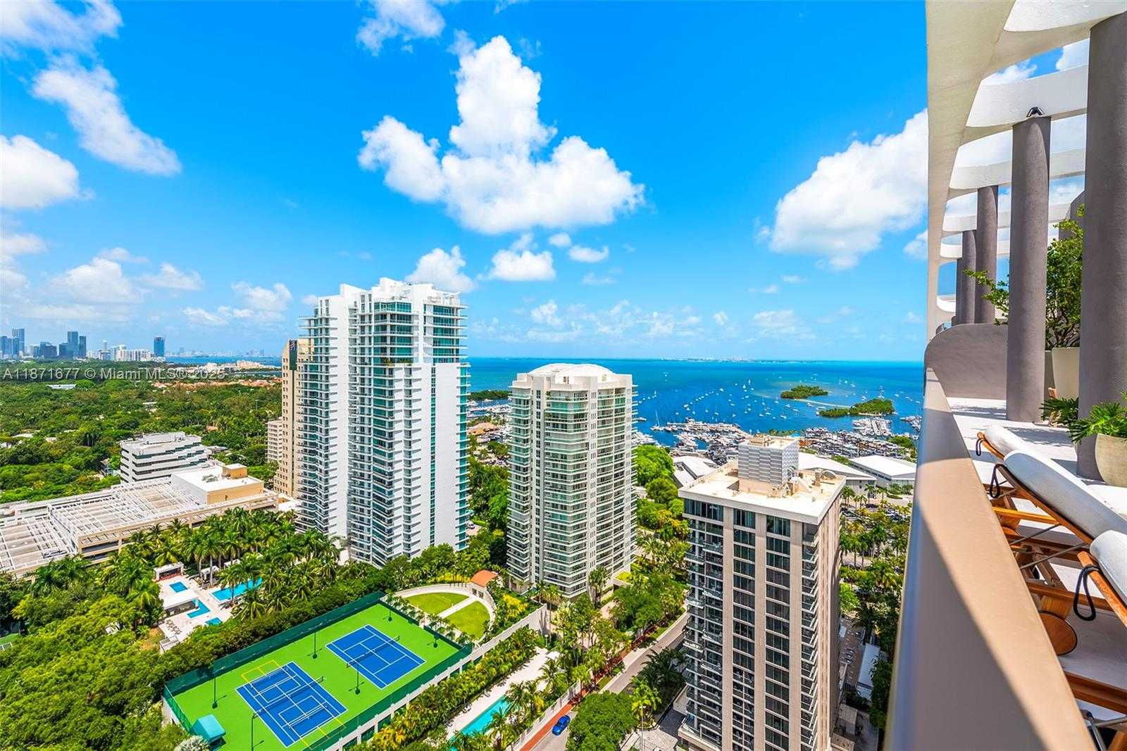 Small Image of 2678 TIGERTAIL AVE #2006, Coconut Grove Number 71