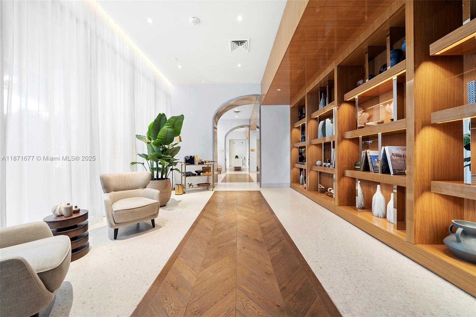 Small Image of 2678 TIGERTAIL AVE #2006, Coconut Grove Number 78