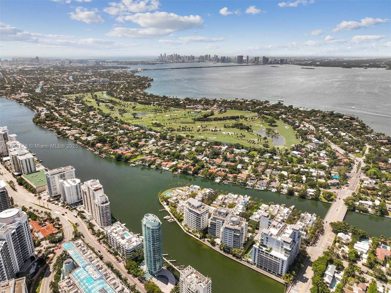 Small Image of 211 WATER WAY, Miami Beach Number 50