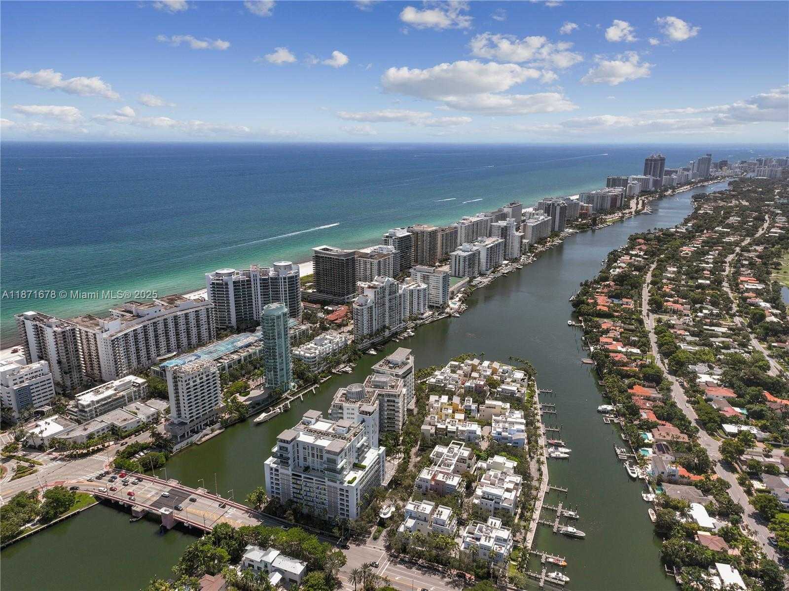 Small Image of 211 WATER WAY, Miami Beach Number 52