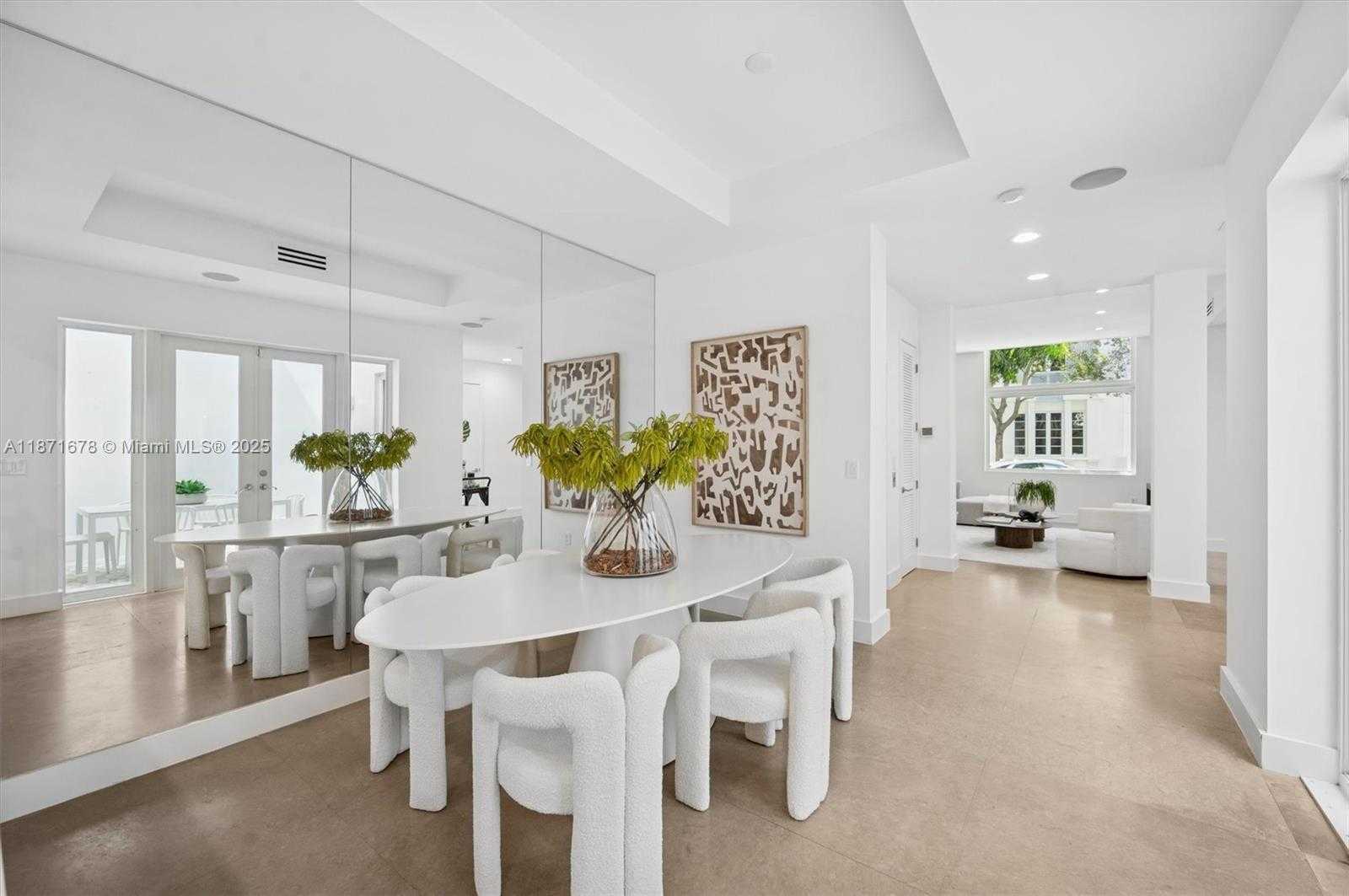 Small Image of 211 WATER WAY, Miami Beach Number 9