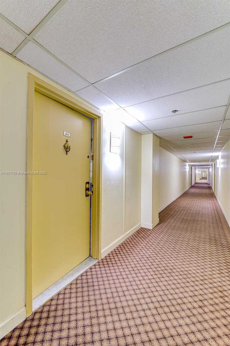 Small Image of 210 174TH ST #312, Sunny Isles Beach Number 6