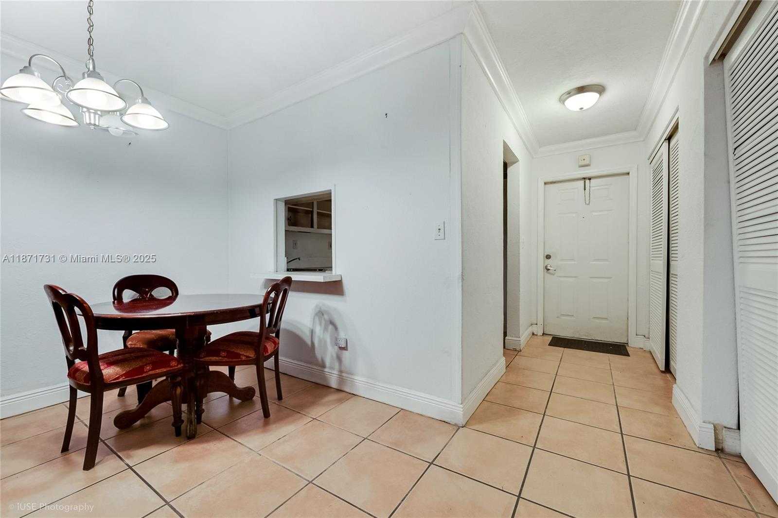 Small Image of 8650 SOUTH WEST 67TH AVE #1018, Pinecrest Number 3