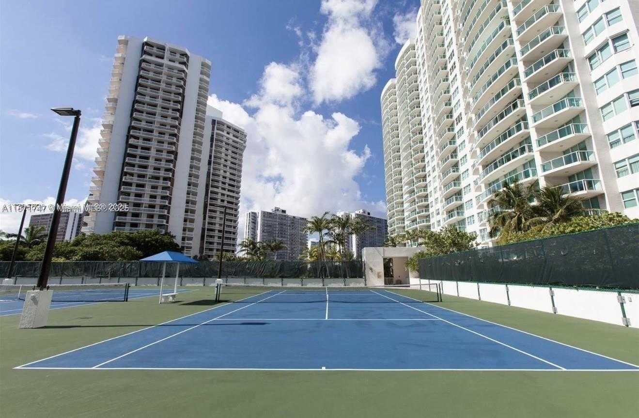 Small Image of 20281 EAST COUNTRY CLUB DR #604, Aventura Number 34