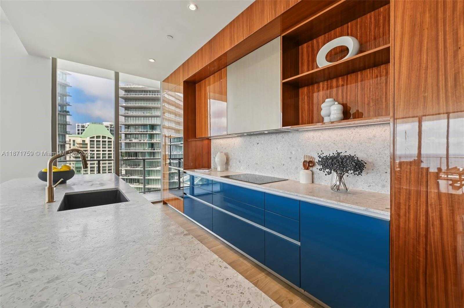 Small Image of 2655 SOUTH BAYSHORE DR #1601, Miami Number 22