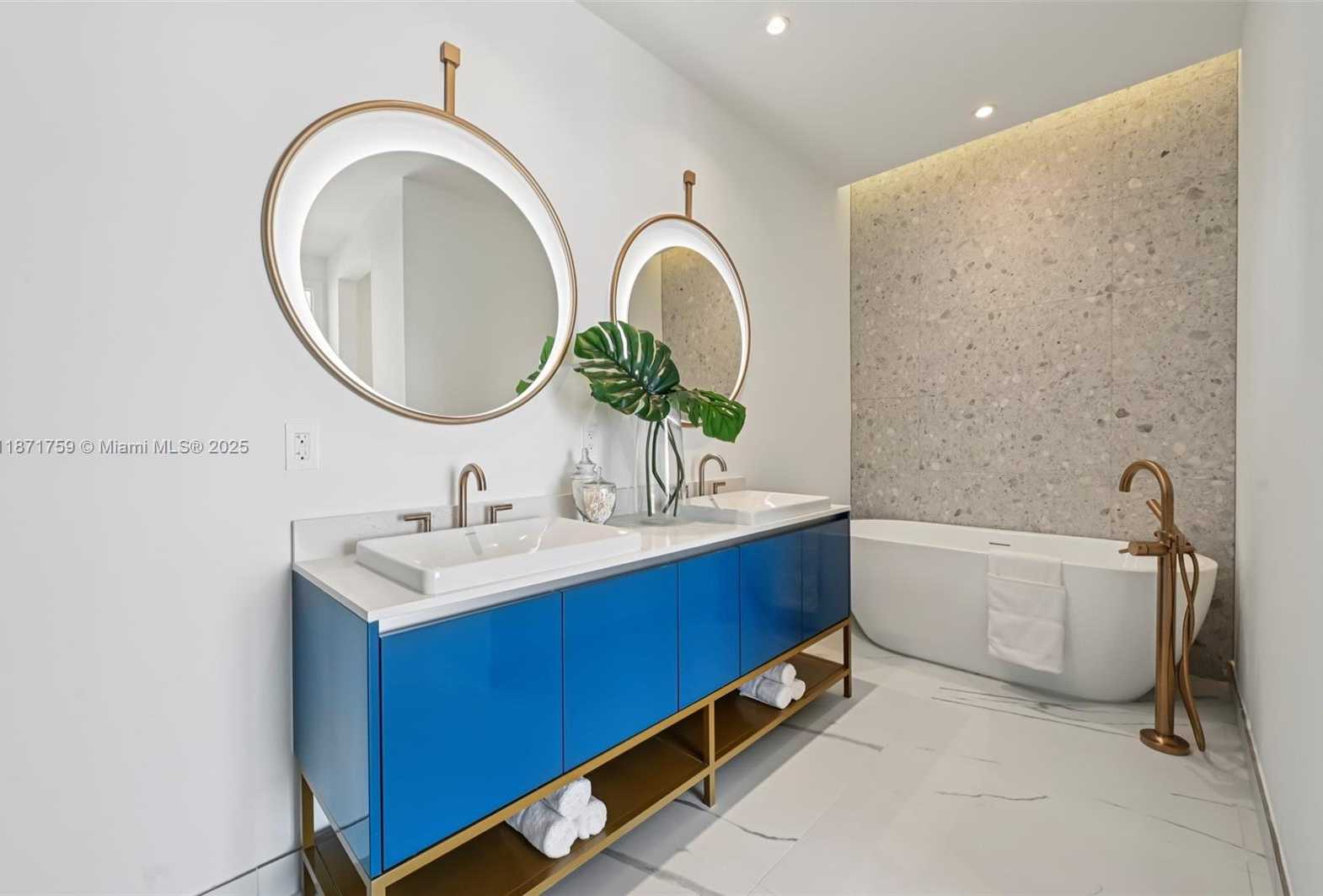 Small Image of 2655 SOUTH BAYSHORE DR #1601, Miami Number 32