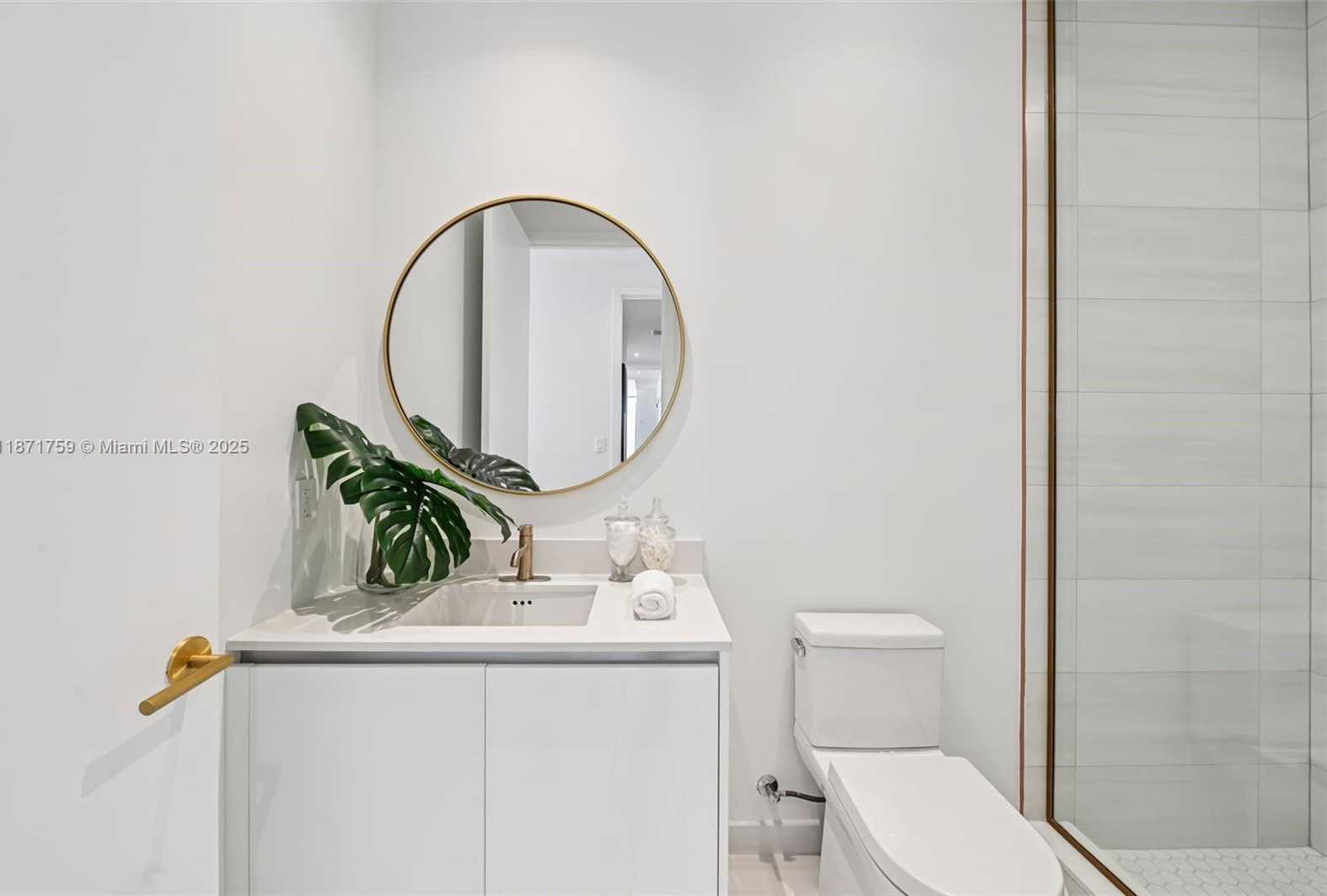 Small Image of 2655 SOUTH BAYSHORE DR #1601, Miami Number 43