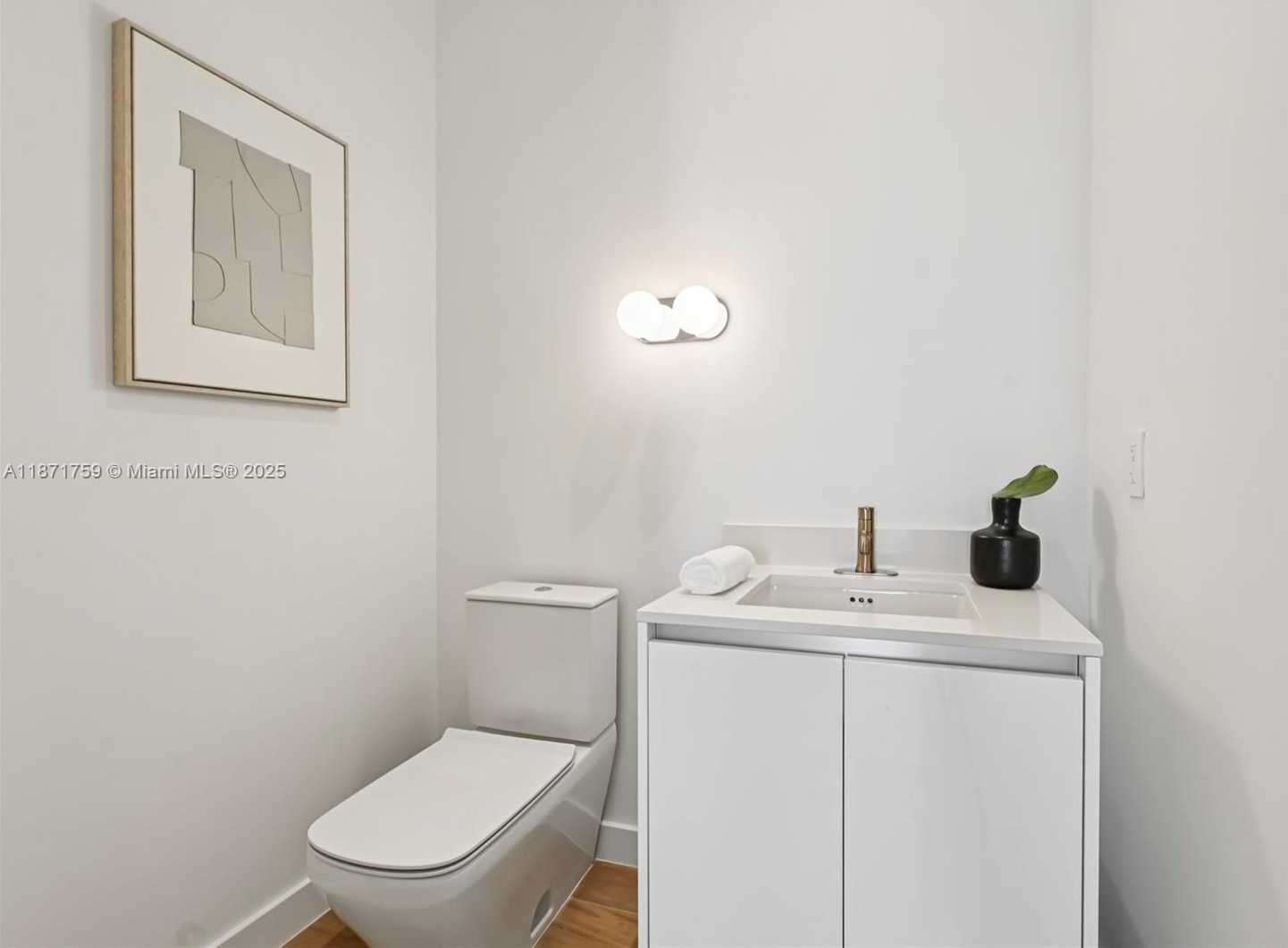 Small Image of 2655 SOUTH BAYSHORE DR #1601, Miami Number 44