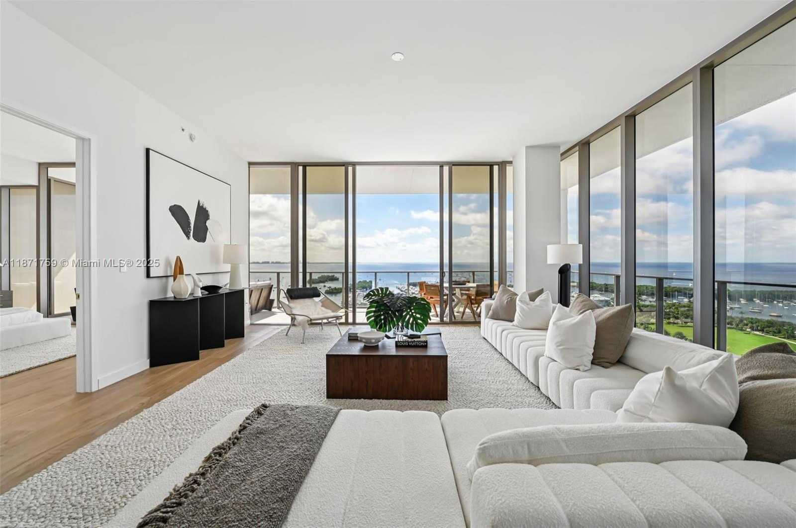 Small Image of 2655 SOUTH BAYSHORE DR #1601, Miami Number 7