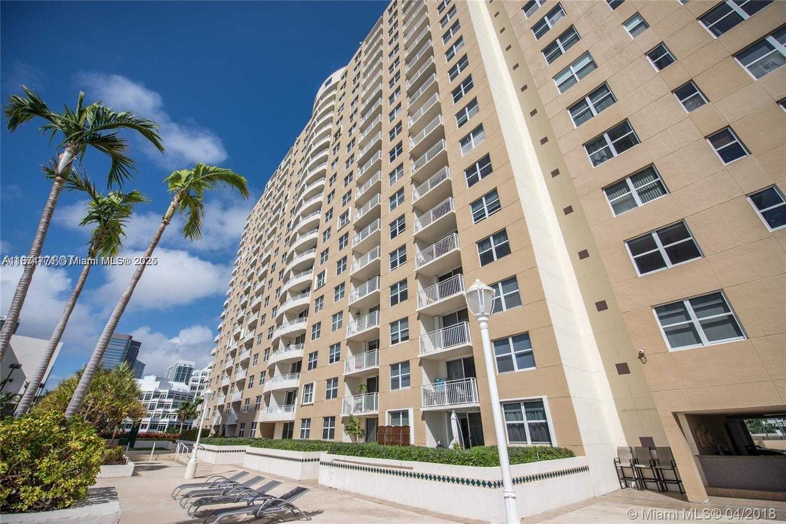 Small Image of 770 CLAUGHTON ISLAND DR #PH-29, Miami Number 2