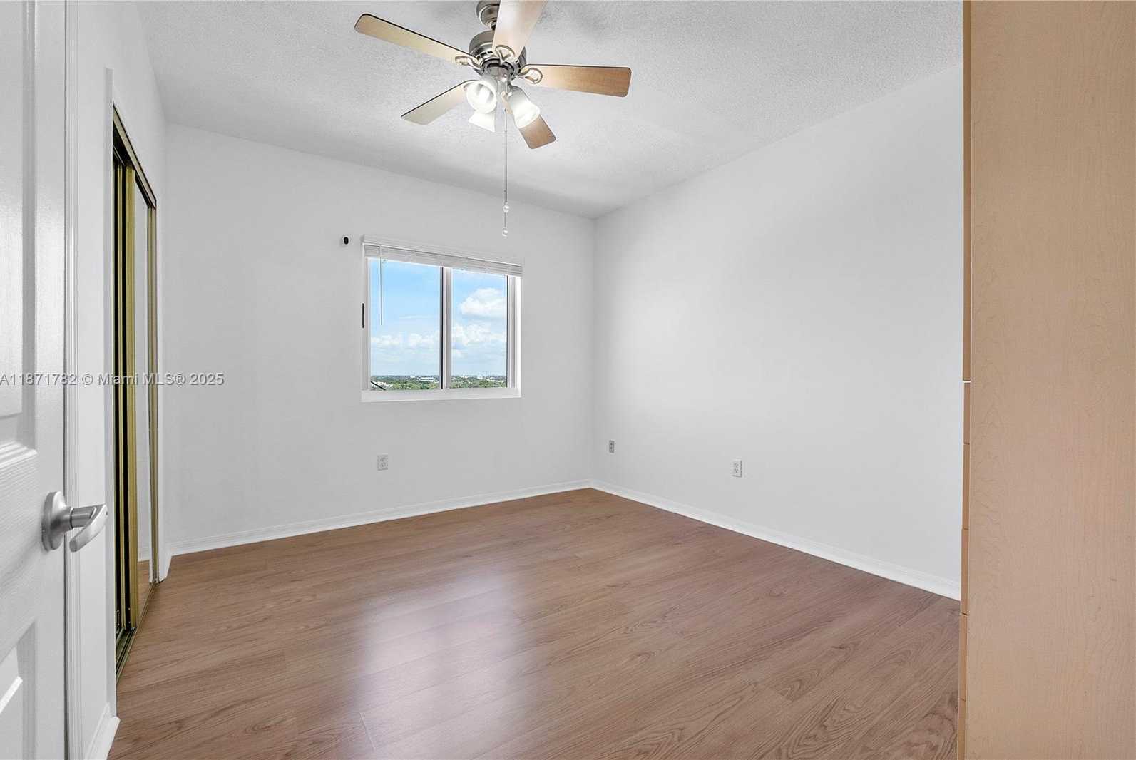 Small Image of 3500 CORAL WAY #1402, Miami Number 27