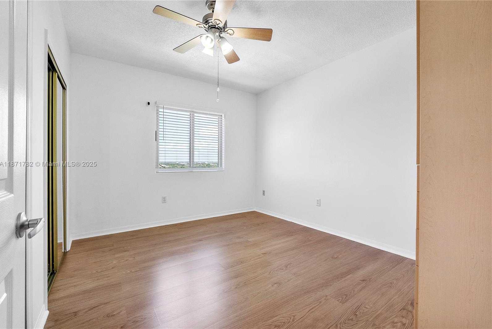 Small Image of 3500 CORAL WAY #1402, Miami Number 7