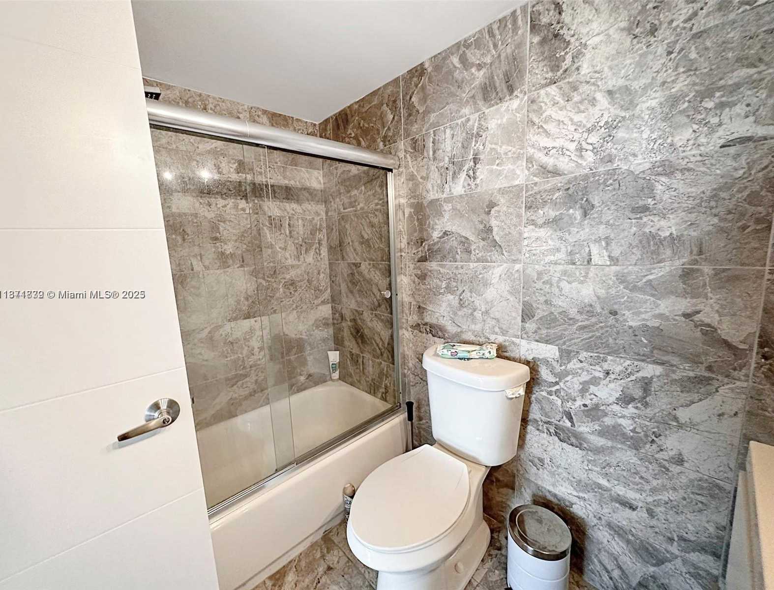 Small Image of 18071 BISCAYNE BLVD #1104, Aventura Number 10