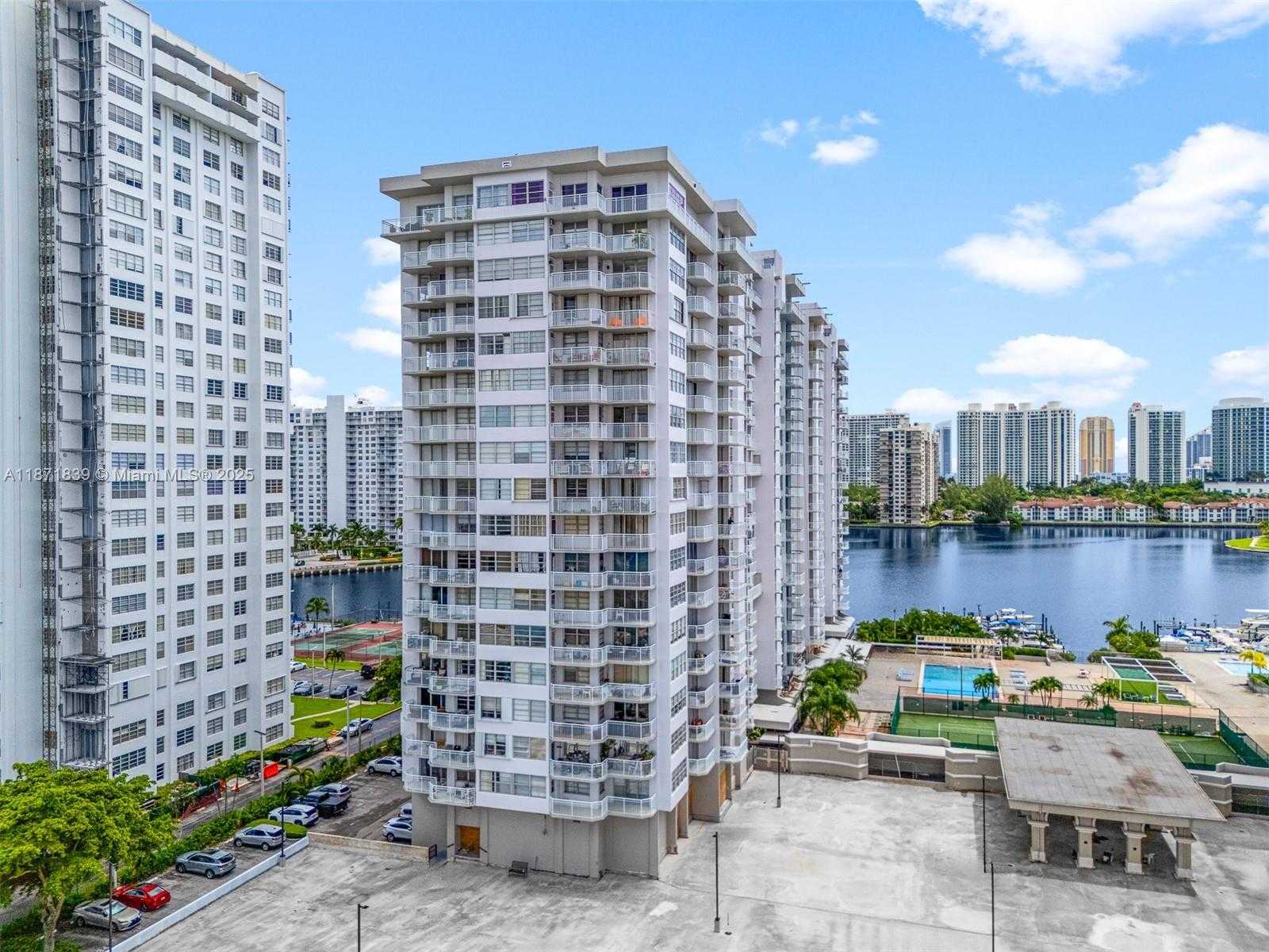 Small Image of 18071 BISCAYNE BLVD #1104, Aventura Number 20