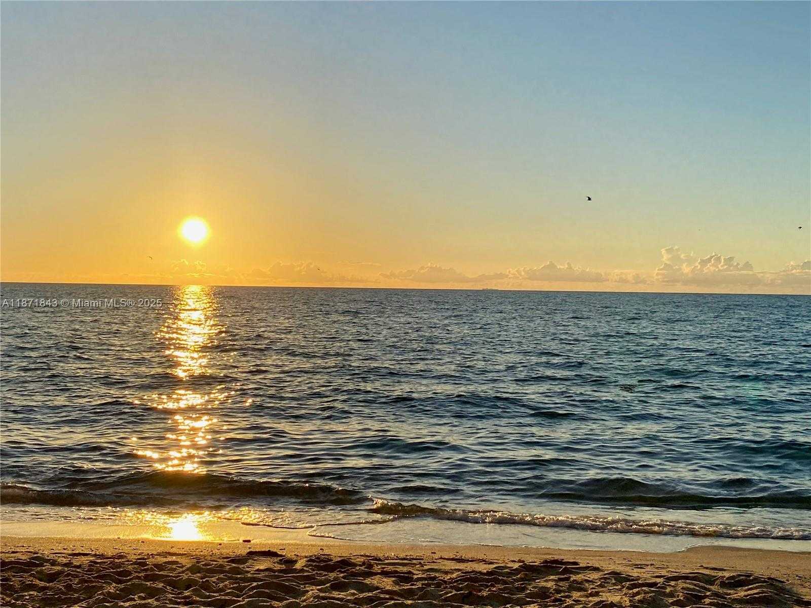 Small Image of 3301 NORTH COUNTRY CLUB DR #410, Aventura Number 21