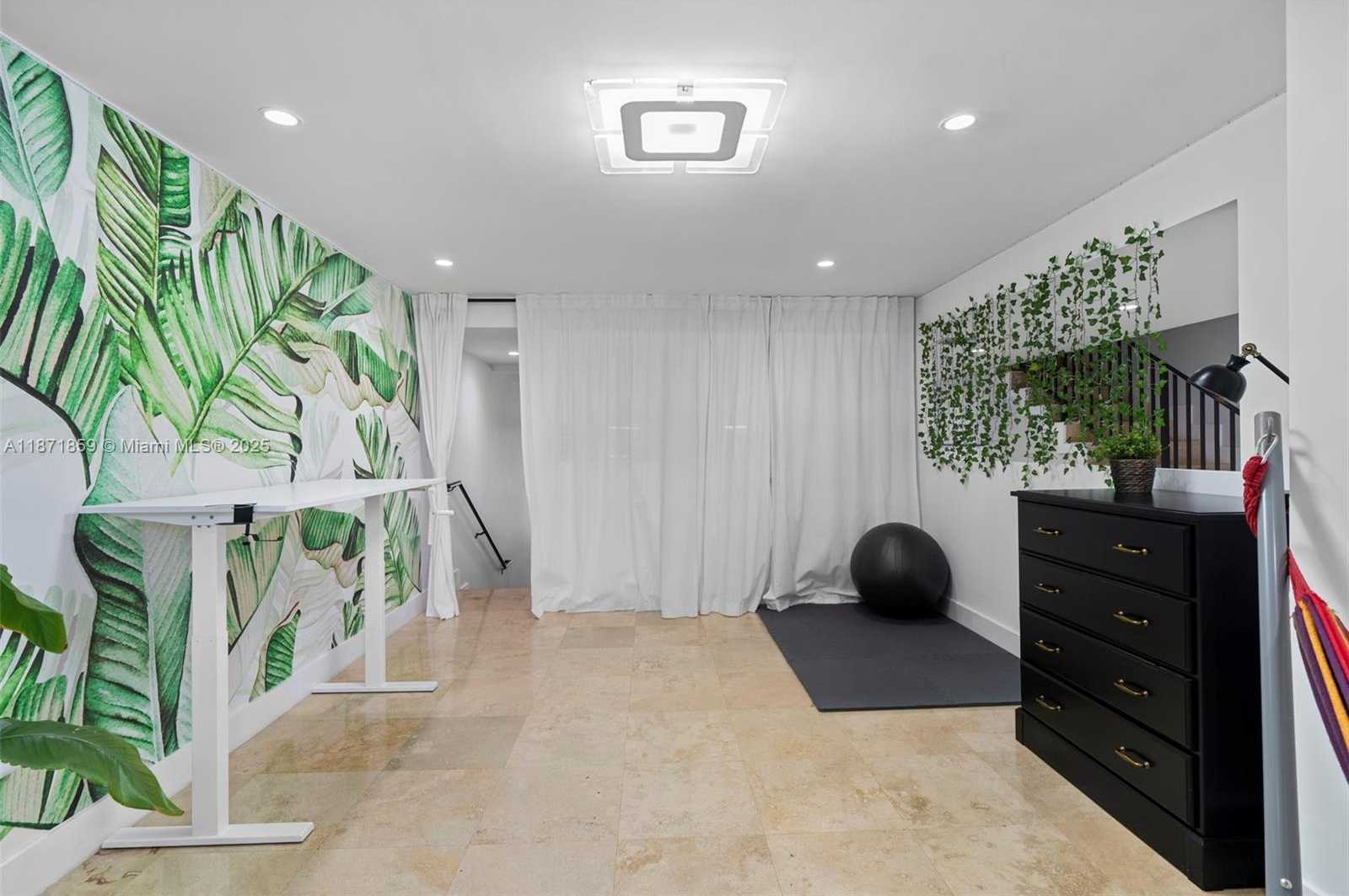 Small Image of 3506 NORTH EAST 166TH ST #4, North Miami Beach Number 10