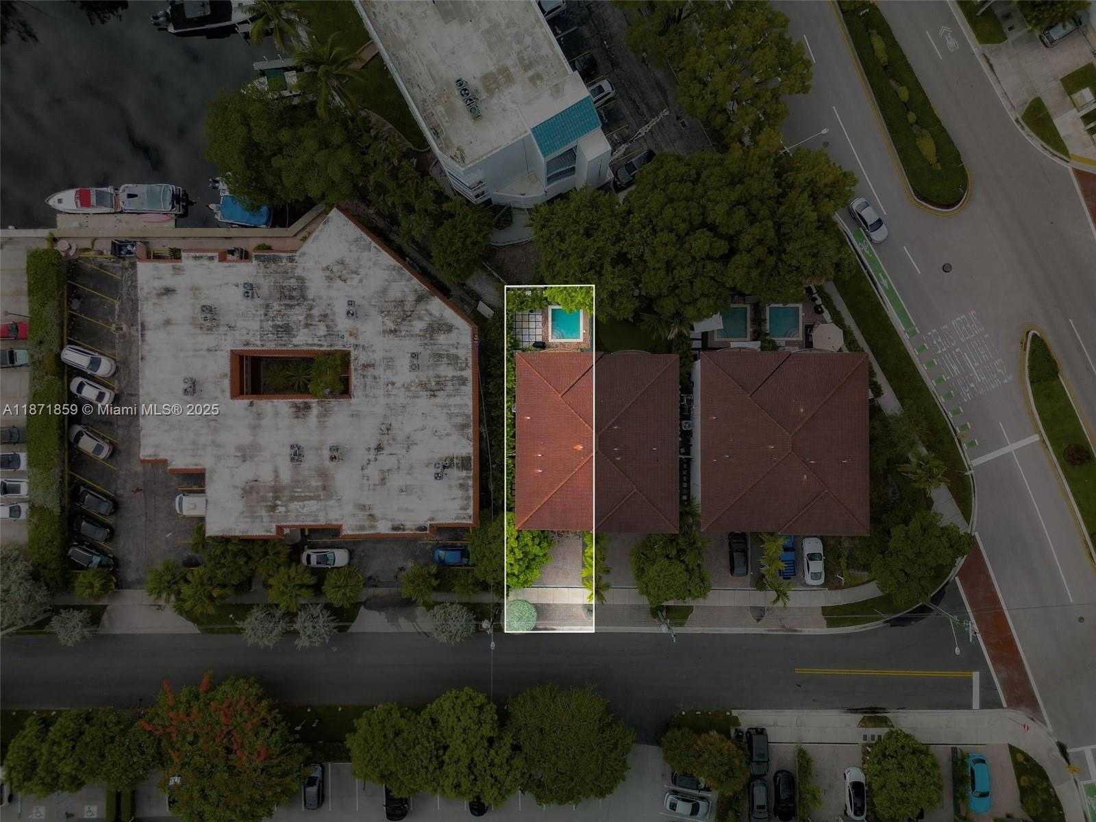Small Image of 3506 NORTH EAST 166TH ST #4, North Miami Beach Number 43