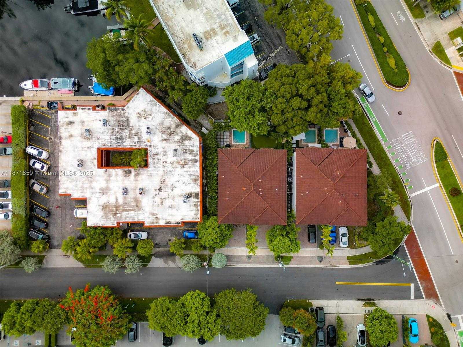 Small Image of 3506 NORTH EAST 166TH ST #4, North Miami Beach Number 53