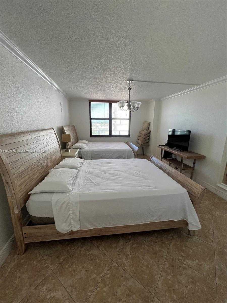 Small Image of 2301 SOUTH OCEAN DR #506, Hollywood Number 10