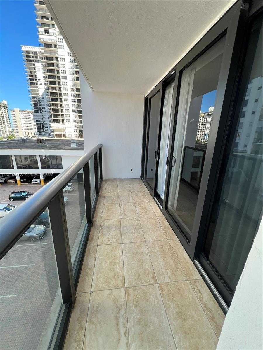Small Image of 2301 SOUTH OCEAN DR #506, Hollywood Number 15
