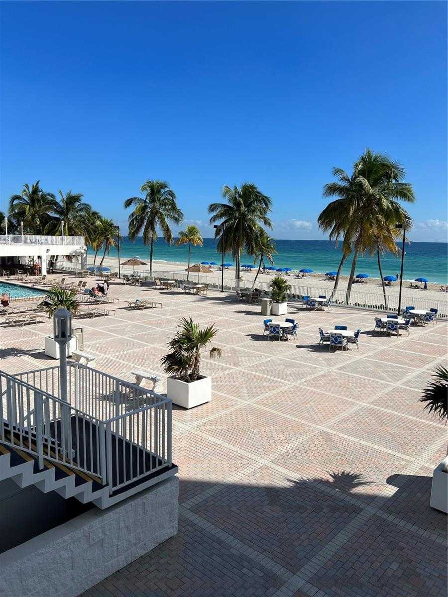 Small Image of 2301 SOUTH OCEAN DR #506, Hollywood Number 2