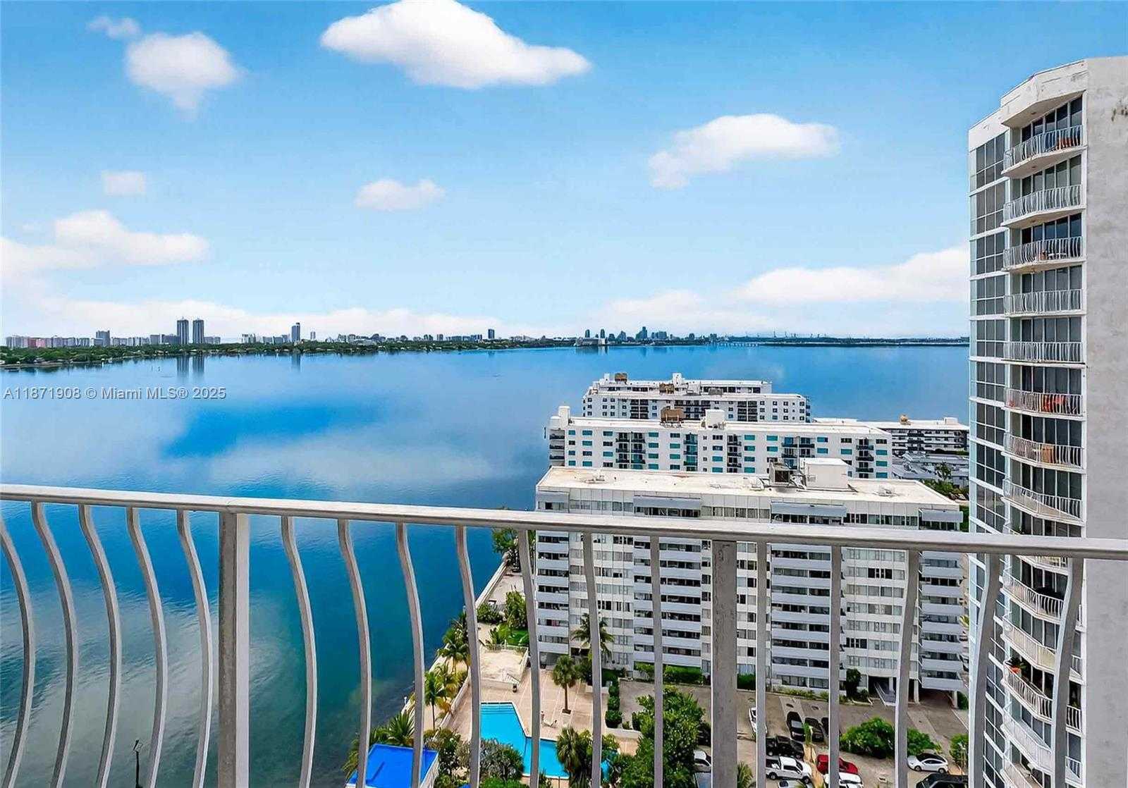 Small Image of 7601 EAST TREASURE DR #2222, North Bay Village Number 3