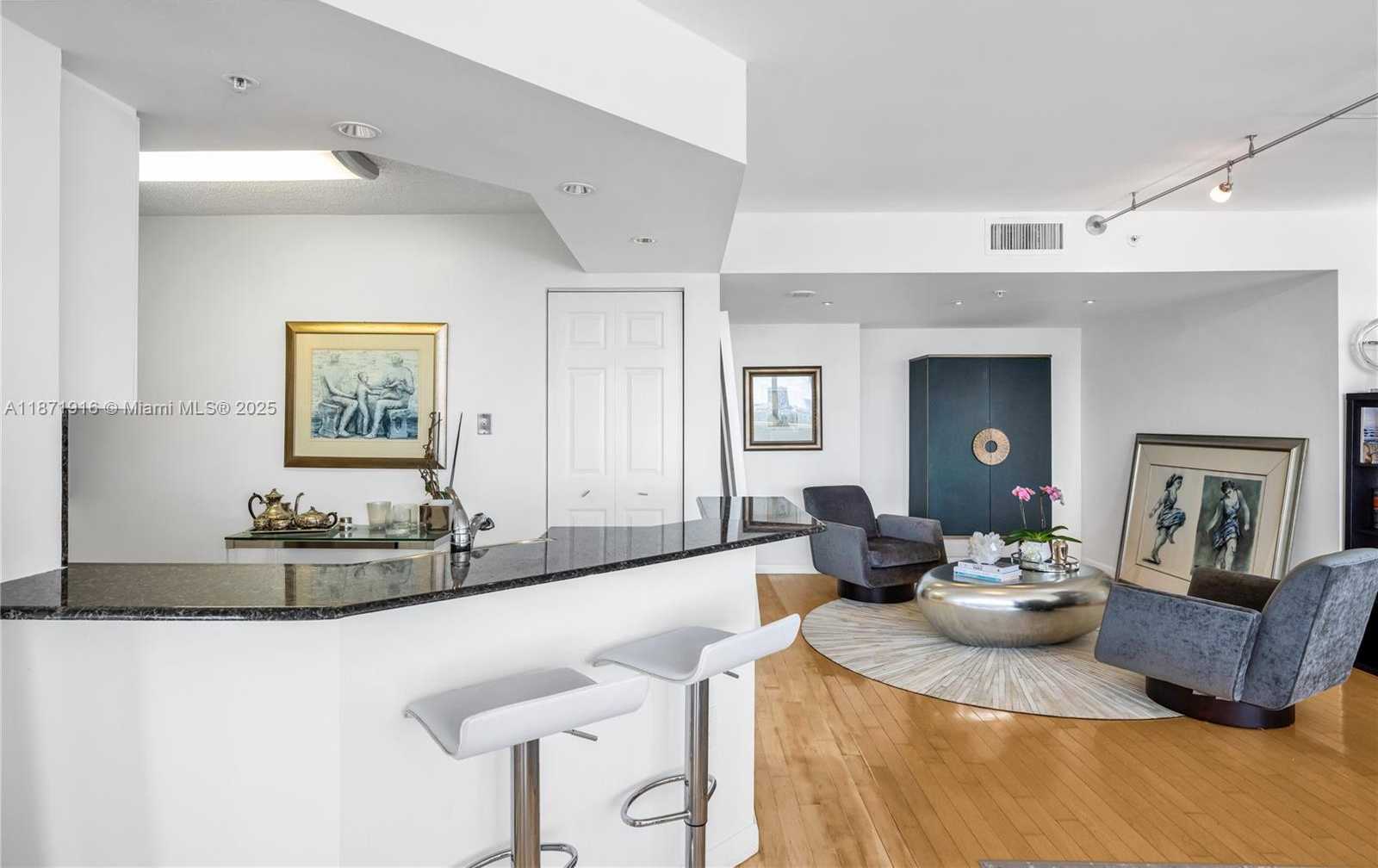 Small Image of 1900 SUNSET HARBOUR DR #1205/7, Miami Beach Number 14