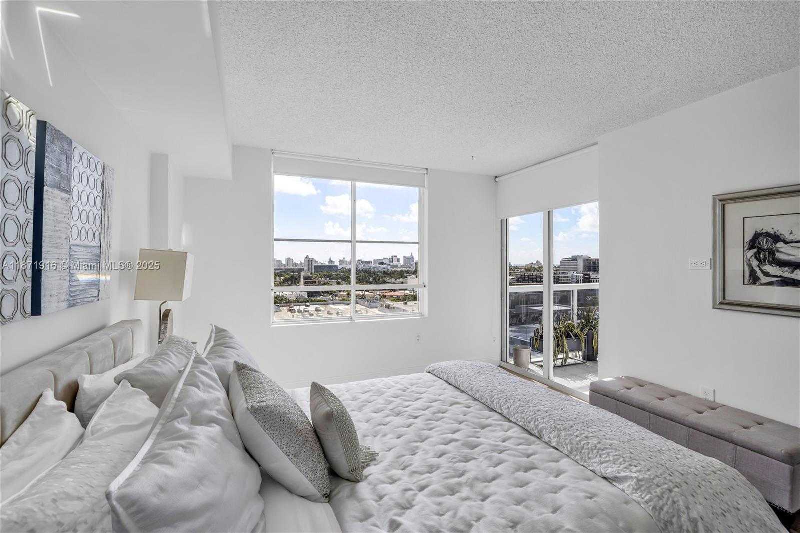 Small Image of 1900 SUNSET HARBOUR DR #1205/7, Miami Beach Number 15