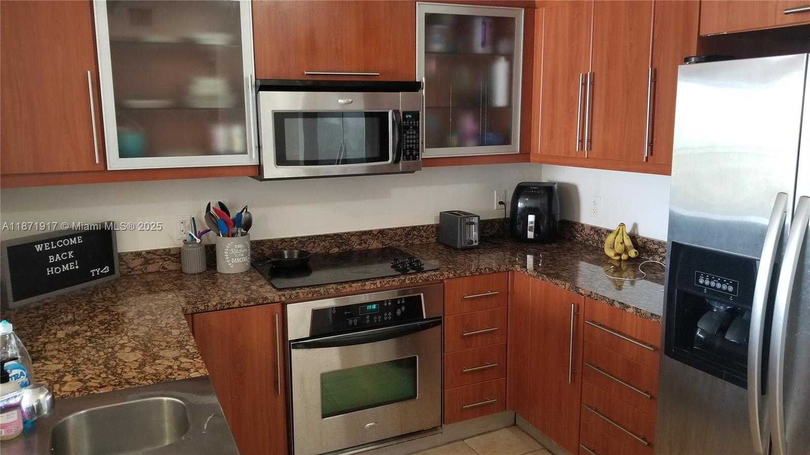 Small Image of 888 SOUTH DOUGLAS RD #1213, Coral Gables Number 12
