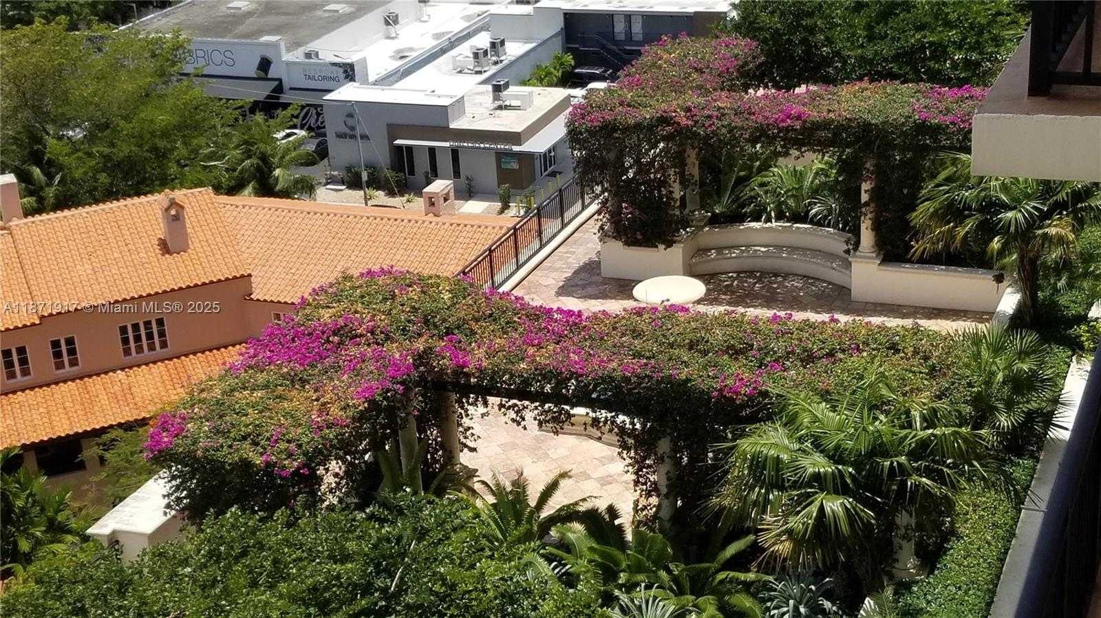 Small Image of 888 SOUTH DOUGLAS RD #1213, Coral Gables Number 21