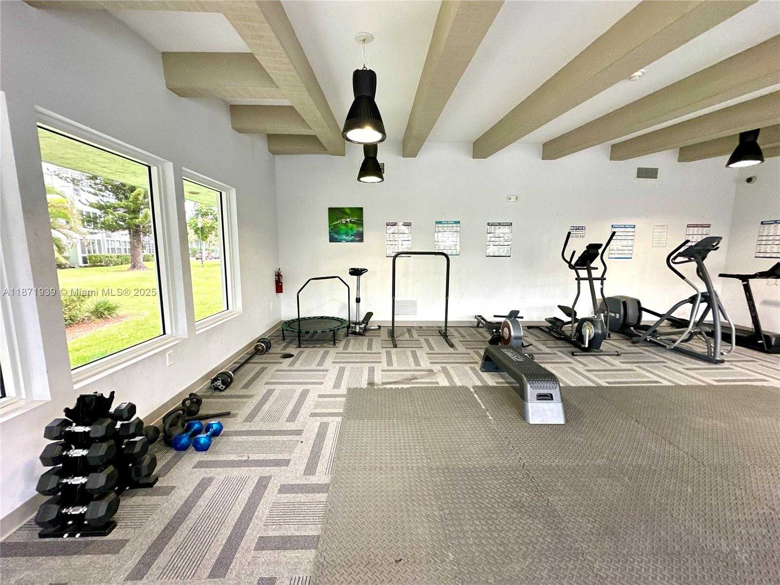Small Image of 2771 TAFT ST #302, Hollywood Number 31