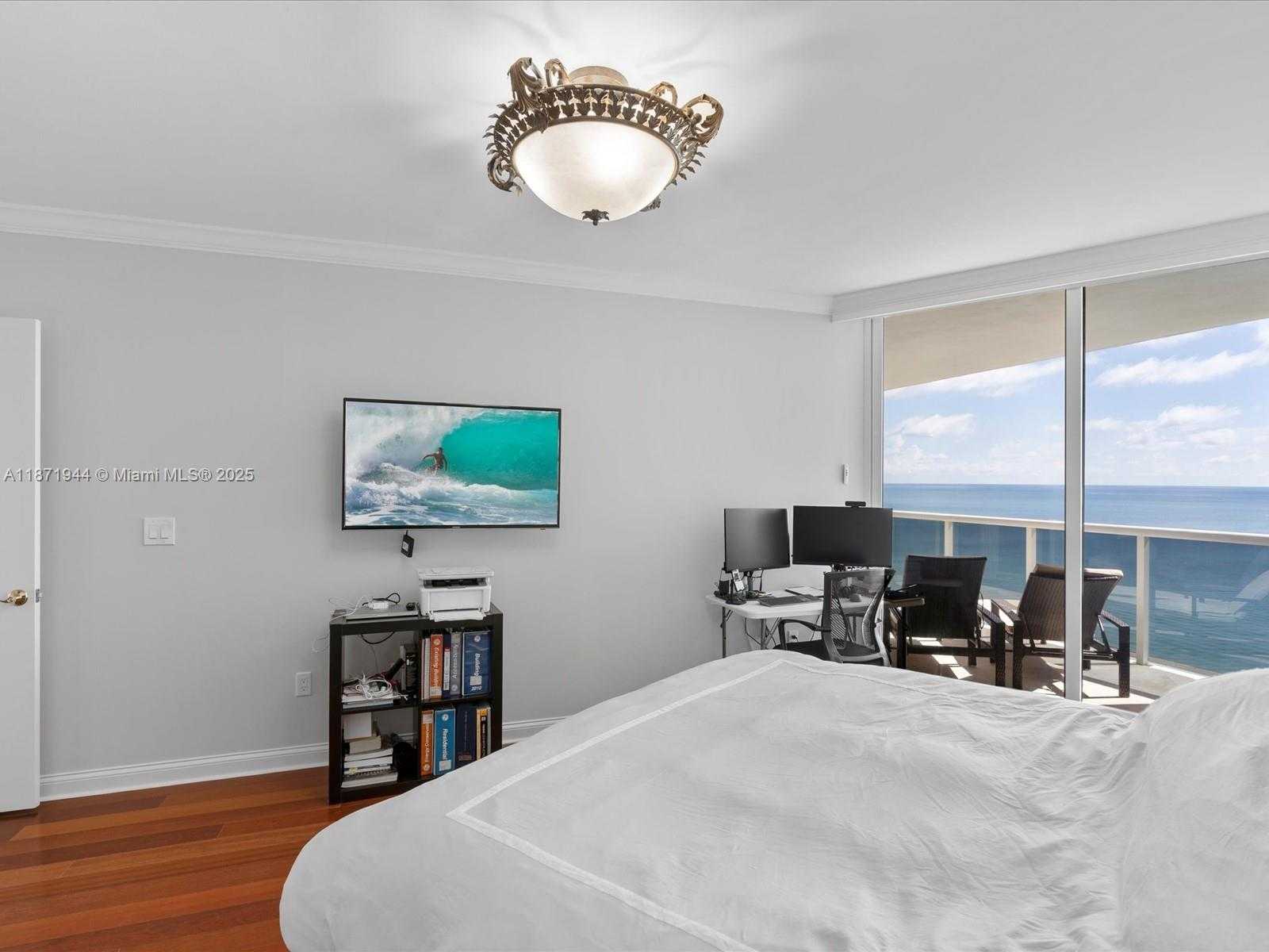 Small Image of 19111 COLLINS AVE #1406, Sunny Isles Beach Number 15