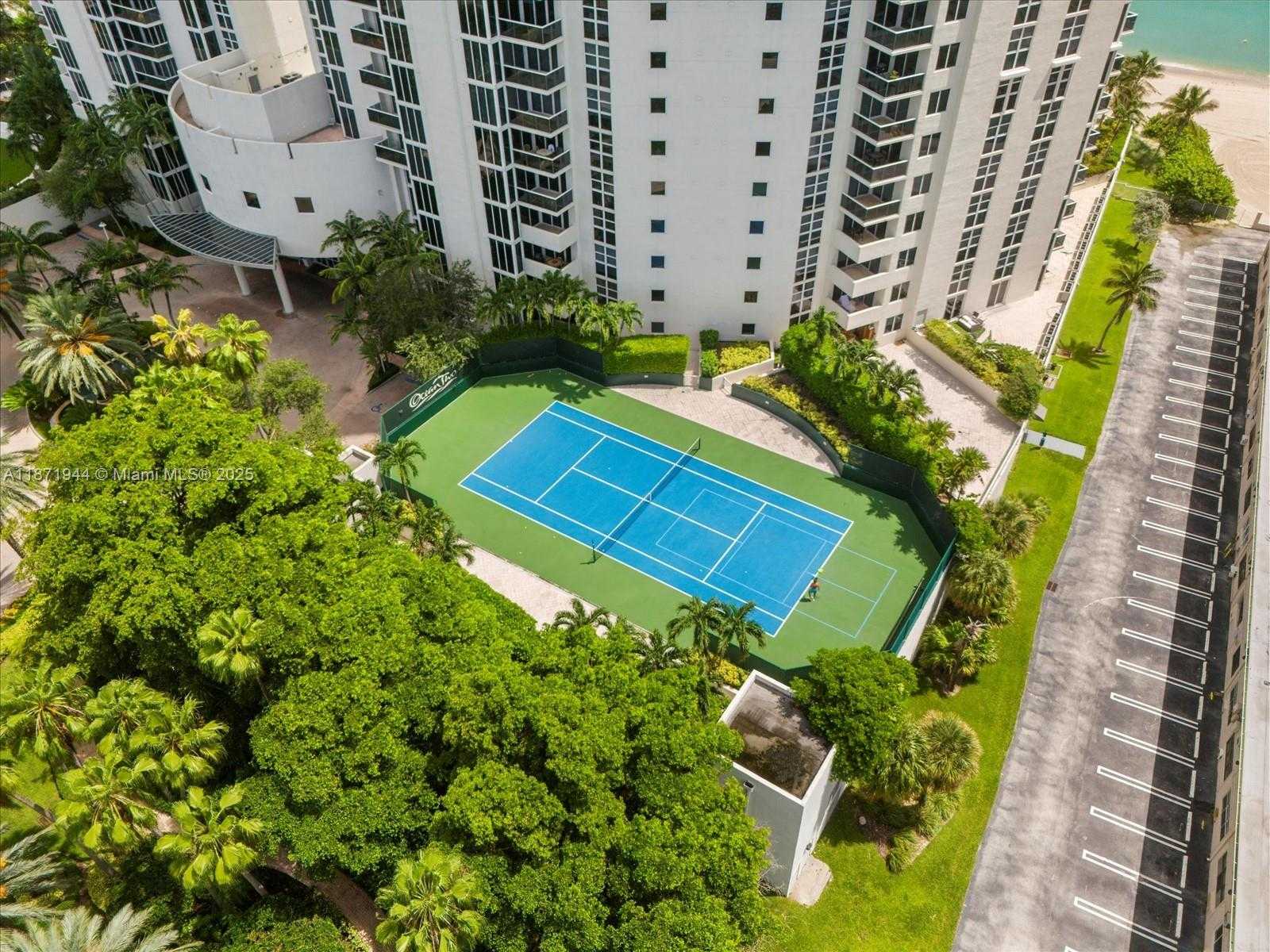Small Image of 19111 COLLINS AVE #1406, Sunny Isles Beach Number 29