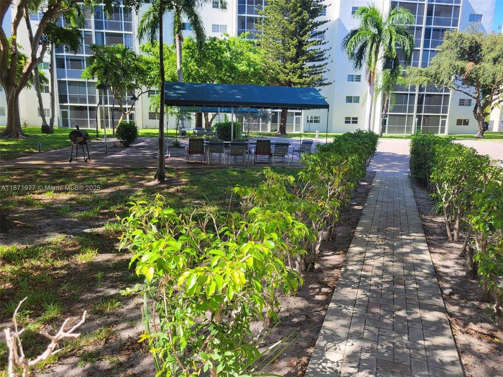 Small Image of 900 NORTH EAST 12TH AVE #705, Hallandale Beach Number 2