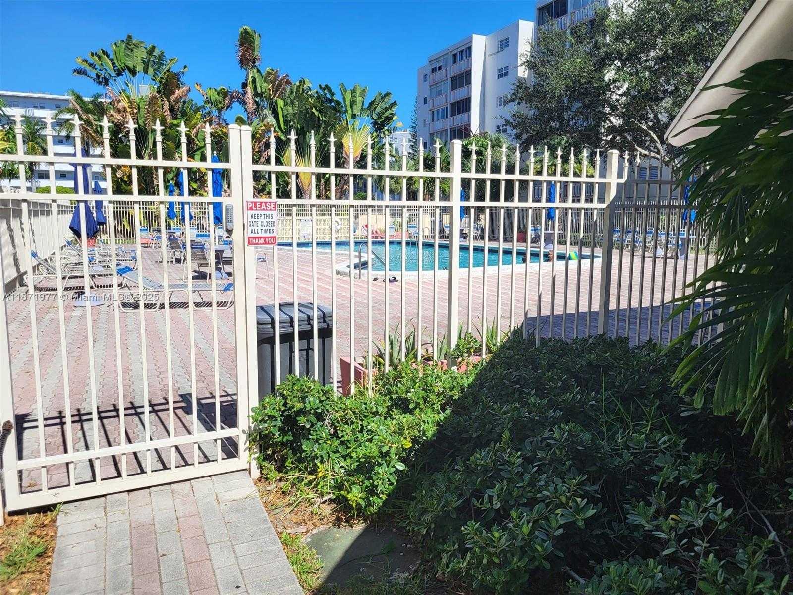 Small Image of 900 NORTH EAST 12TH AVE #705, Hallandale Beach Number 4