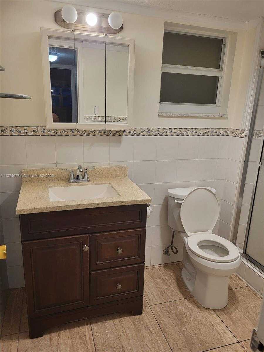 Small Image of 900 NORTH EAST 12TH AVE #705, Hallandale Beach Number 5